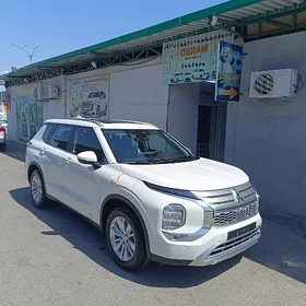 Mitsubishi Outlander 2026