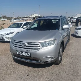 Toyota Highlander 2011