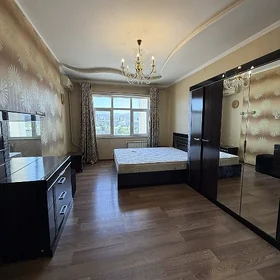 Мир 6 3ком 7этаж