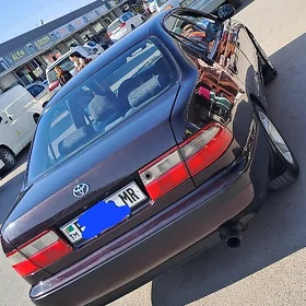 Toyota Carina 1995