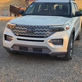 Ford Explorer 2021