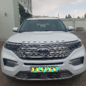 Ford Explorer 2021