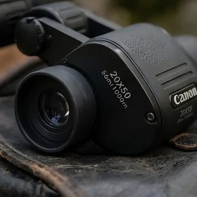 Бинокль CANON
