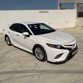Toyota Camry 2018