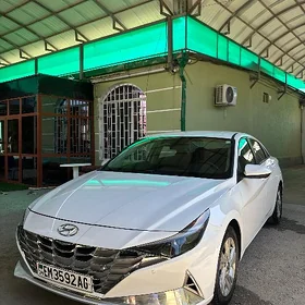 Hyundai Elantra 2021