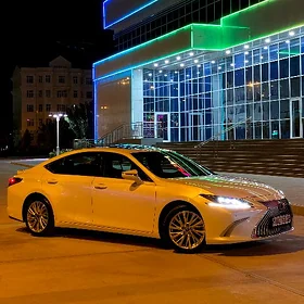 Lexus ES 350 2019