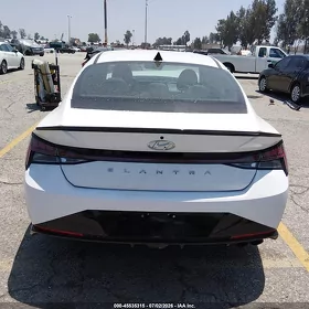 Hyundai Elantra 2021