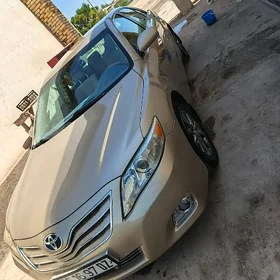 Toyota Camry 2011
