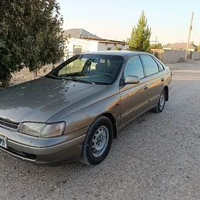 Toyota Carina 1995