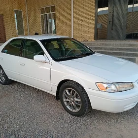 Toyota Camry 1999