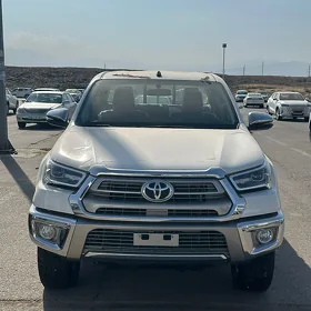 Toyota Hilux 2026