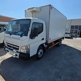 Mitsubishi Canter 2026