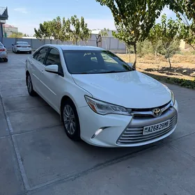 Toyota Camry 2015