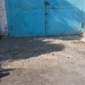 satlyk garaź