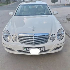Mercedes-Benz E320 2004