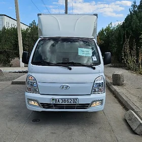 Hyundai H100 2022