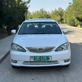 Toyota Camry 2005