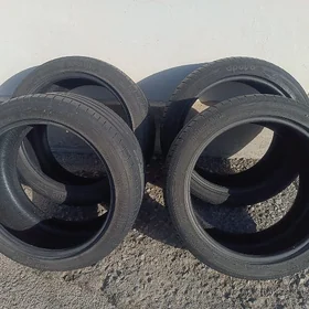 Mesedes oni teker 245/40 R 18