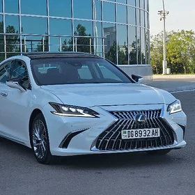Lexus ES 350 2019