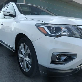 Nissan Pathfinder 2020