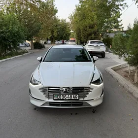 Hyundai Sonata 2021