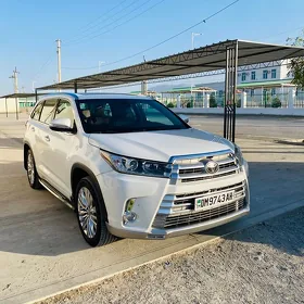Toyota Highlander 2018