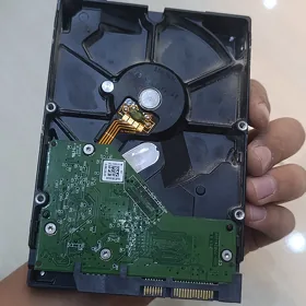 1 terebayt jostiki disk