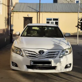 Toyota Camry 2010