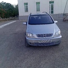 Opel Zafira 2001