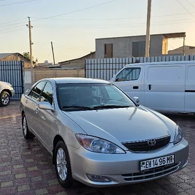 Toyota Camry 2003