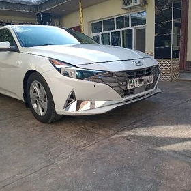 Hyundai Elantra 2021