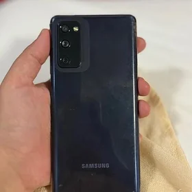SAMSUNG S20 FE
