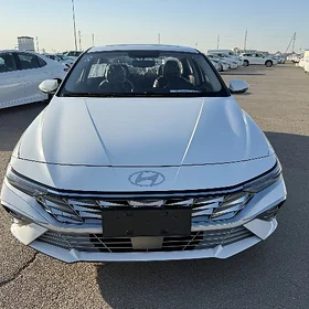 Hyundai Elantra 2025