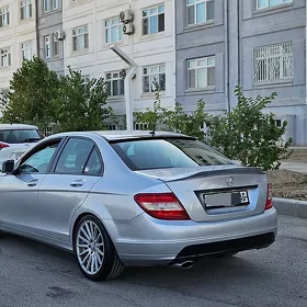 Mercedes-Benz C-Class 2008