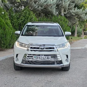 Toyota Highlander 2018