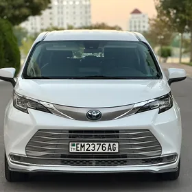 Toyota Sienna 2021
