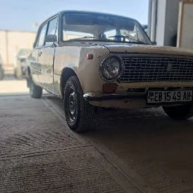Lada 2104 1982