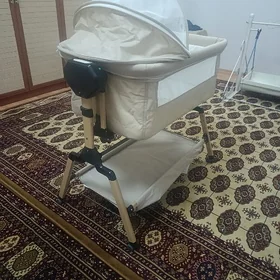 Bäbekler üçin tokly sallanjak