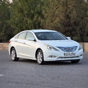 Hyundai Sonata 2011