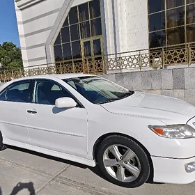Toyota Camry 2010