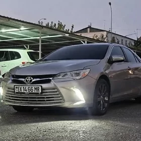 Toyota Camry 2016