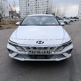 Hyundai Elantra 2025