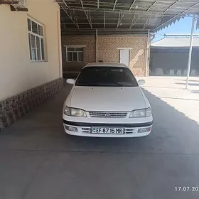 Toyota Corona 1995