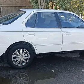 Toyota Camry 1996