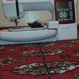 Janome 230e gyzyl ekran