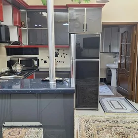 Высокий пот. 2 ком. 2 эт. 60м²