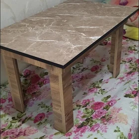 Стол.