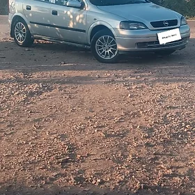 Opel Astra 2000