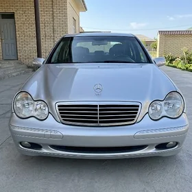 Mercedes-Benz C-Class 2003