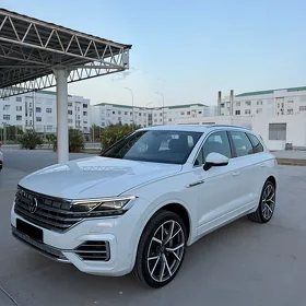Volkswagen Touareg 2021